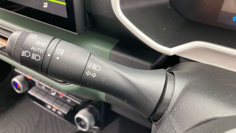 Dacia Spring 27kWh Extreme 65 48kW 5dr Auto Electric Hatchback